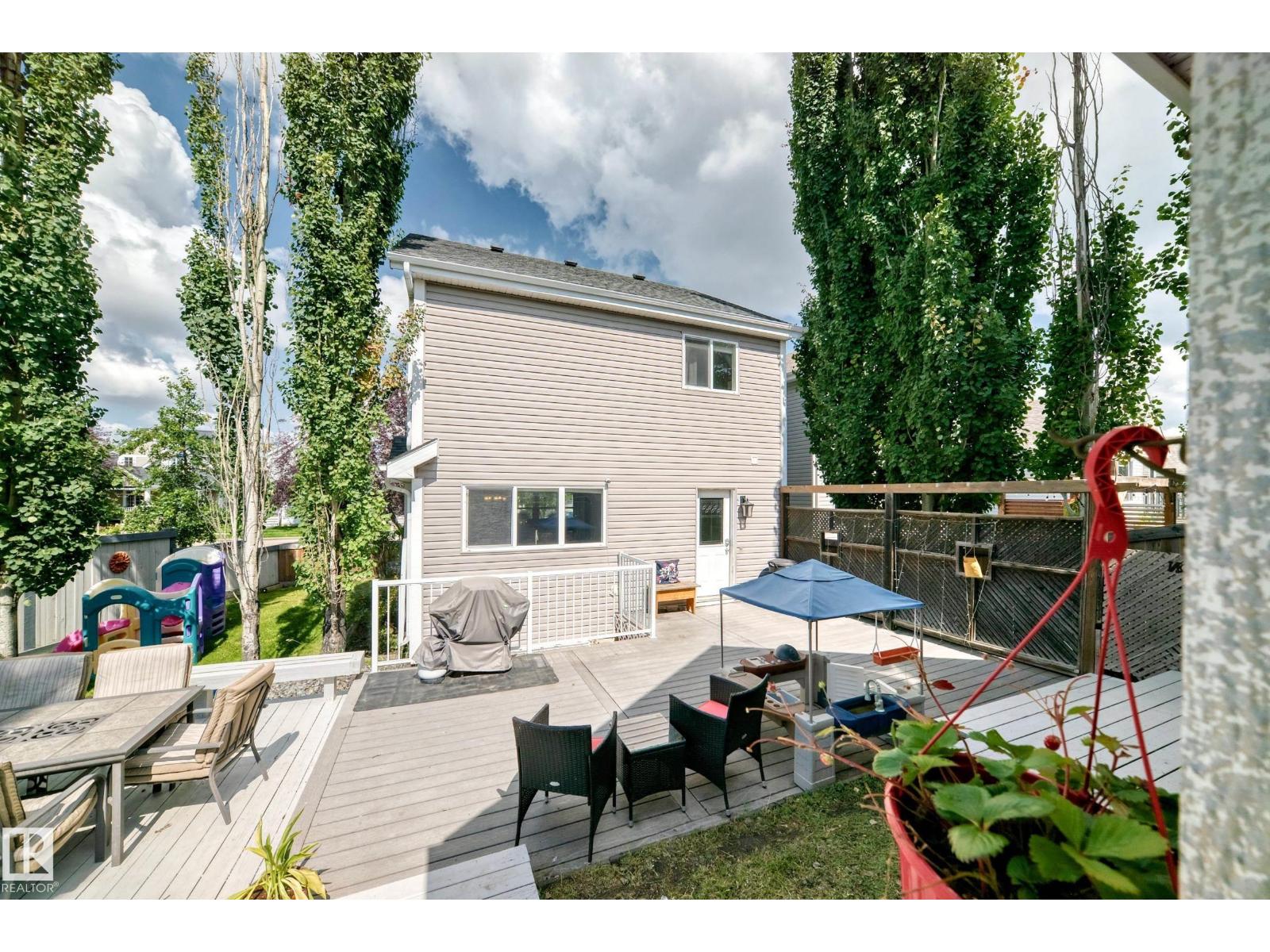 7839 14 AV SW - 46