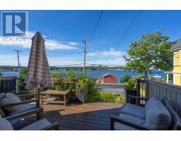 108 George Mercer Drive thumbnail 3