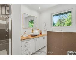 14 Trillium Avenue, Ottawa, ON K2E5M9 Photo 24