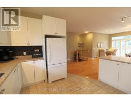 40 Stornoway Crescent N, Huron East, ON N0K1W0 Photo 11