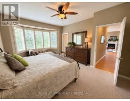 40 Stornoway Crescent N, Huron East, ON N0K1W0 Photo 13