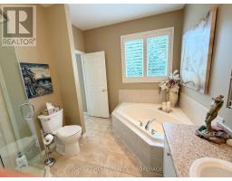 40 Stornoway Crescent N, Huron East, ON N0K1W0 Photo 15