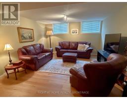 40 Stornoway Crescent N, Huron East, ON N0K1W0 Photo 20