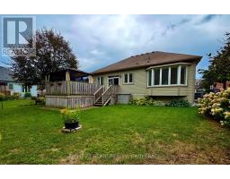 40 Stornoway Crescent N, Huron East, ON N0K1W0 Photo 28