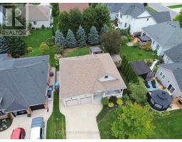 40 Stornoway Crescent N, Huron East, ON N0K1W0 Photo 42