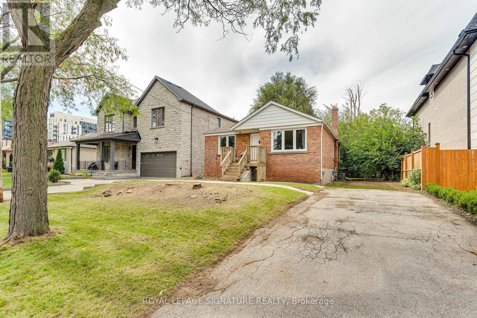 Photo of 32 WIGAN CRESCENT