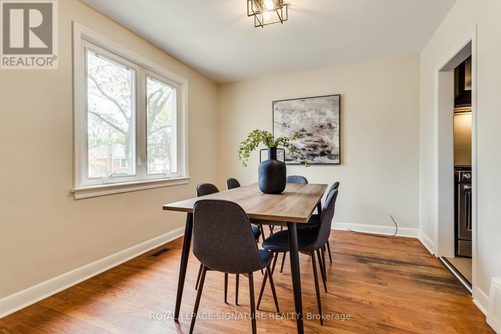 32 WIGAN CRESCENT - 8