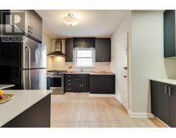 32 Wigan Crescent, Toronto, ON M3H3A4 Photo 10