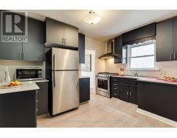 32 Wigan Crescent, Toronto, ON M3H3A4 Photo 11