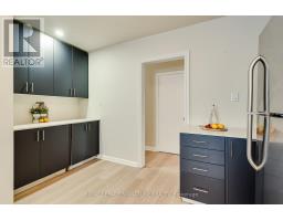32 Wigan Crescent, Toronto, ON M3H3A4 Photo 12