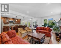 64 Elderberry Trail, Aurora, ON L4G6X1 Photo 25