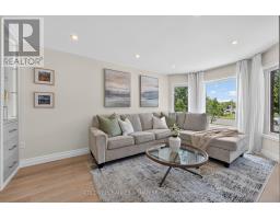 35 Farmstead Crescent, Barrie, ON L4N8S2 Photo 8