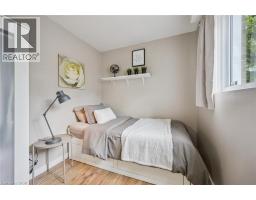 4pc Bathroom - 112 N Margaret Avenue N, Waterloo, ON N2J3P9 Photo 7