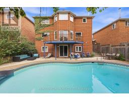 1246 Winterbourne Drive, Oakville, ON L6J7G2 Photo 37