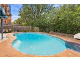 1246 Winterbourne Drive, Oakville, ON L6J7G2 Photo 39