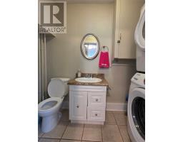 42 EastValley Road thumbnail 11