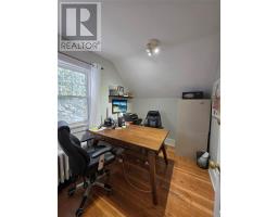42 EastValley Road thumbnail 14