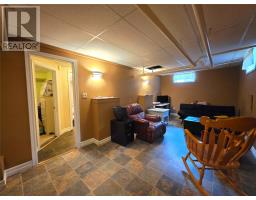 42 EastValley Road thumbnail 20