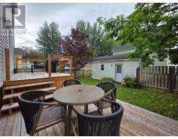 42 EastValley Road thumbnail 27