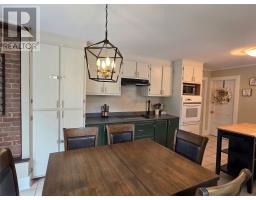 42 EastValley Road thumbnail 6