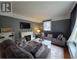 42 EastValley Road thumbnail 8