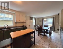 42 EastValley Road thumbnail 9