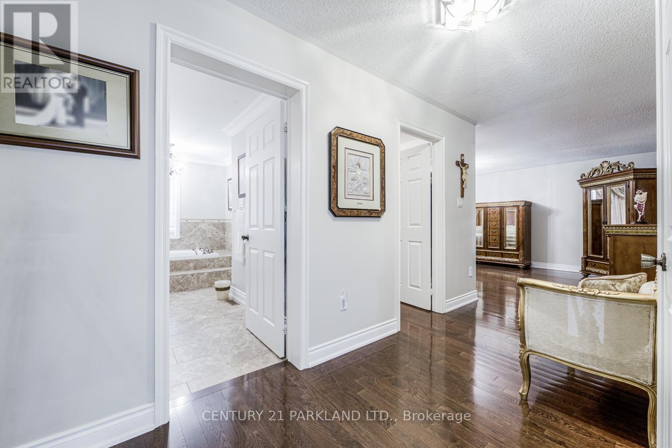 80 GLENAYR ROAD - 23