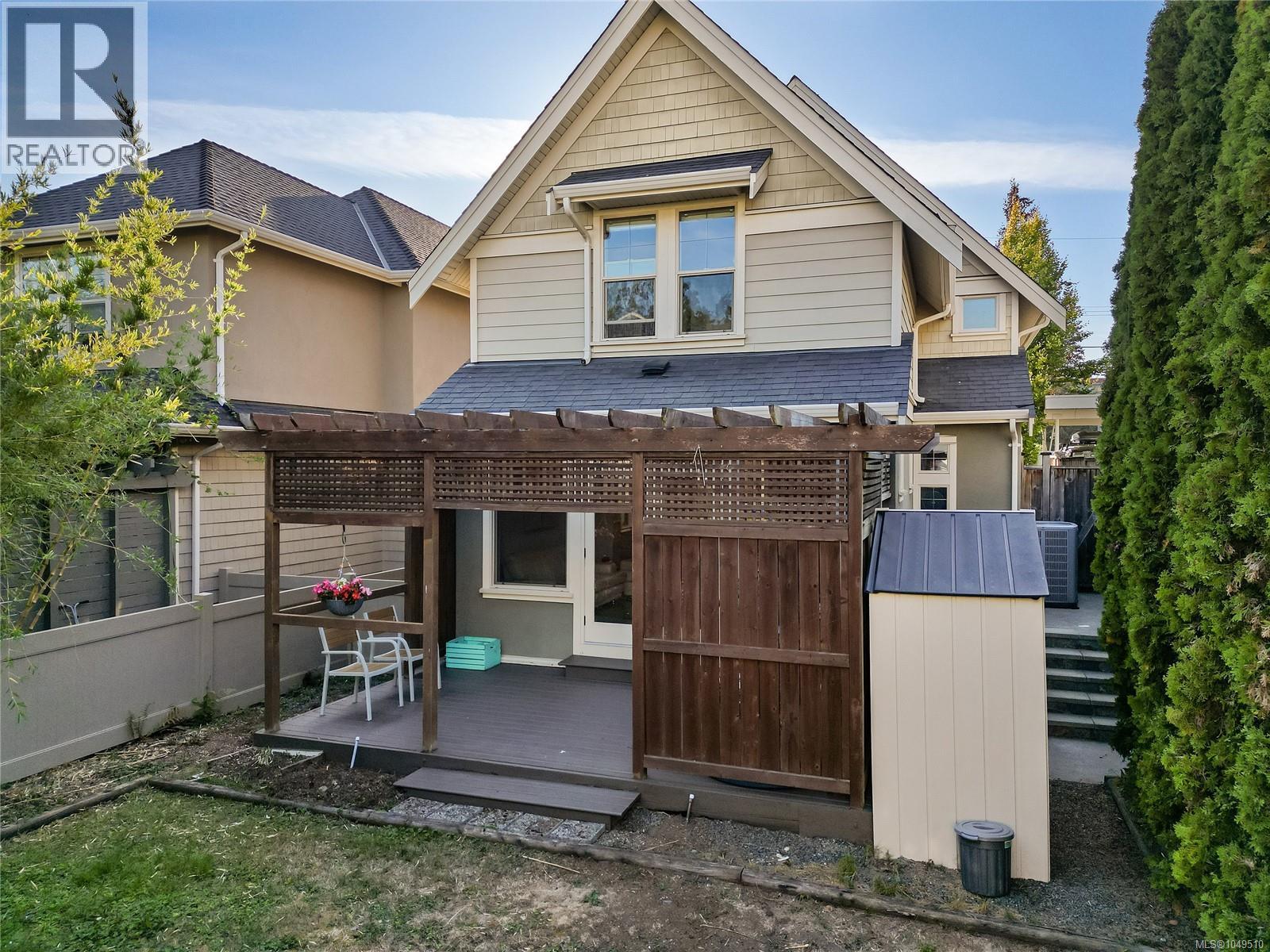 1059 Clare St - Image 19