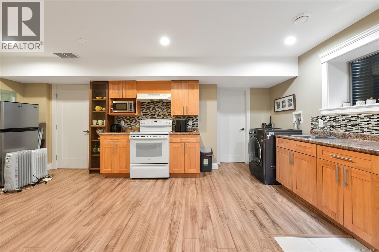 1059 Clare St - 41