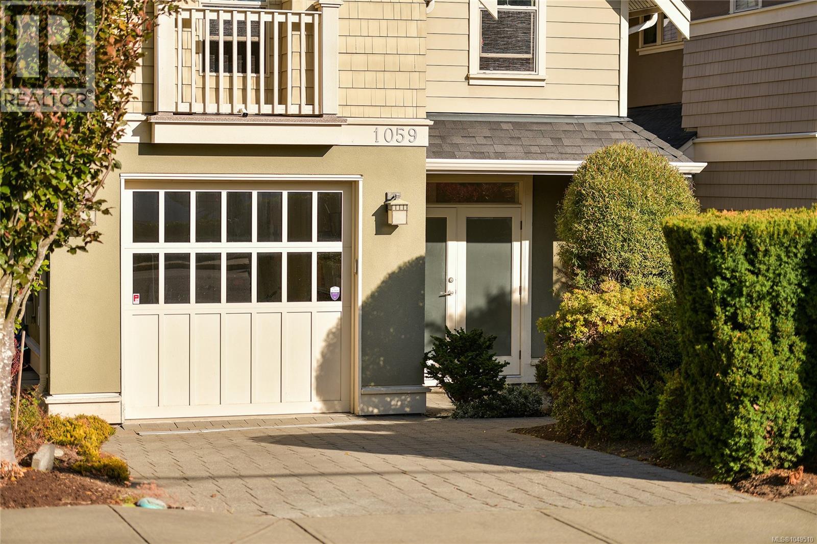 1059 Clare St - Image 55