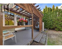 Entrance - 1059 Clare St, Victoria, BC V8S4B5 Photo 18