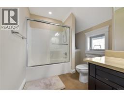 1059 Clare St, Victoria, BC V8S4B5 Photo 33