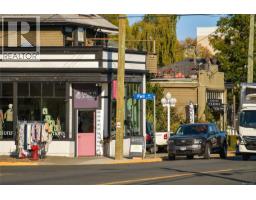 1059 Clare St, Victoria, BC V8S4B5 Photo 46