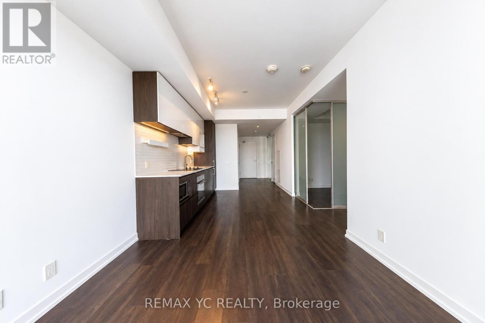 #3501 5 BUTTERMILL AVENUE - 7