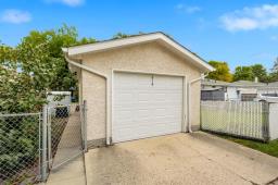 614 Greene Avenue, Winnipeg, MB R2K0M6 Photo 25