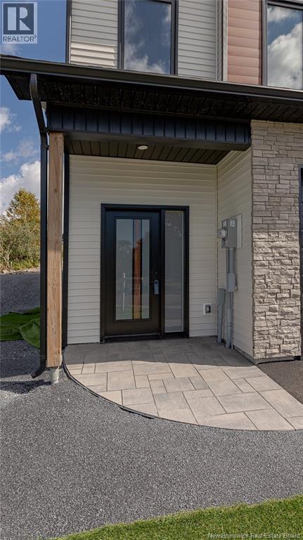 A Oakhill Crescent, Saint John, New Brunswick, E2J4M4, Saint John, New Brunswick — photo 4 of 5