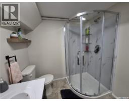 390 6th Avenue Nw, Swift Current, SK S9H0Y1 Photo 19