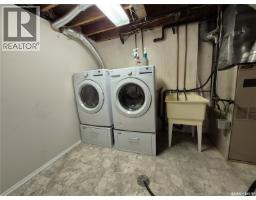 390 6th Avenue Nw, Swift Current, SK S9H0Y1 Photo 23