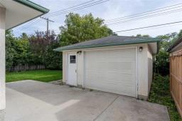 12 Blackberry Bay, Winnipeg, MB R2J2G5 Photo 30