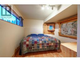 9109 Mackie Drive, Coldstream, BC V1B1H1 Photo 40