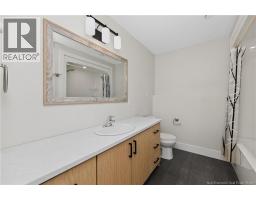 28 De La Colline Street, Dieppe, NB E1A6N3 Photo 37