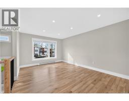 Kitchen - 28 De La Colline Street, Dieppe, NB E1A6N3 Photo 7