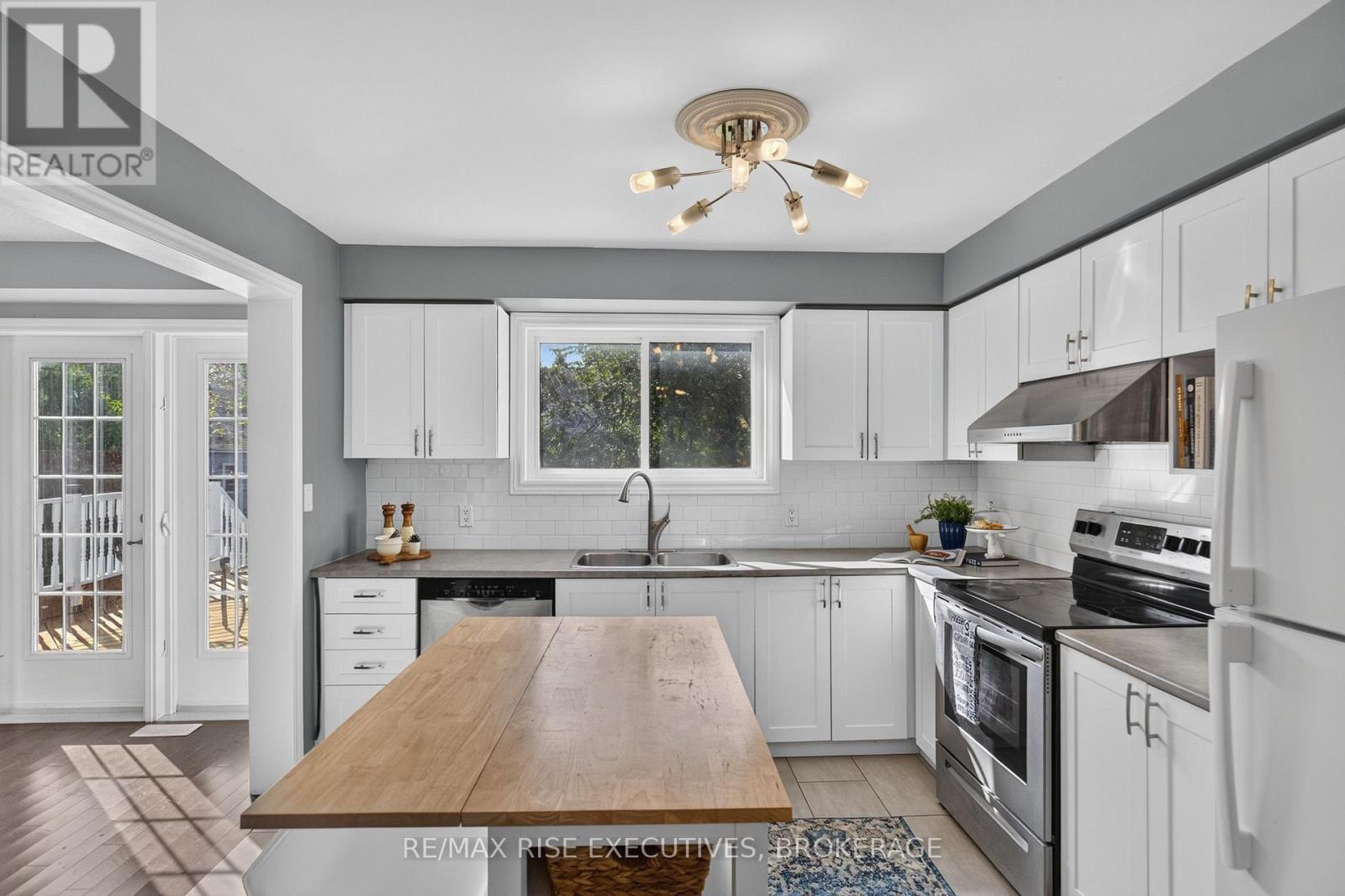 947 PRESTWICK CRESCENT - 17