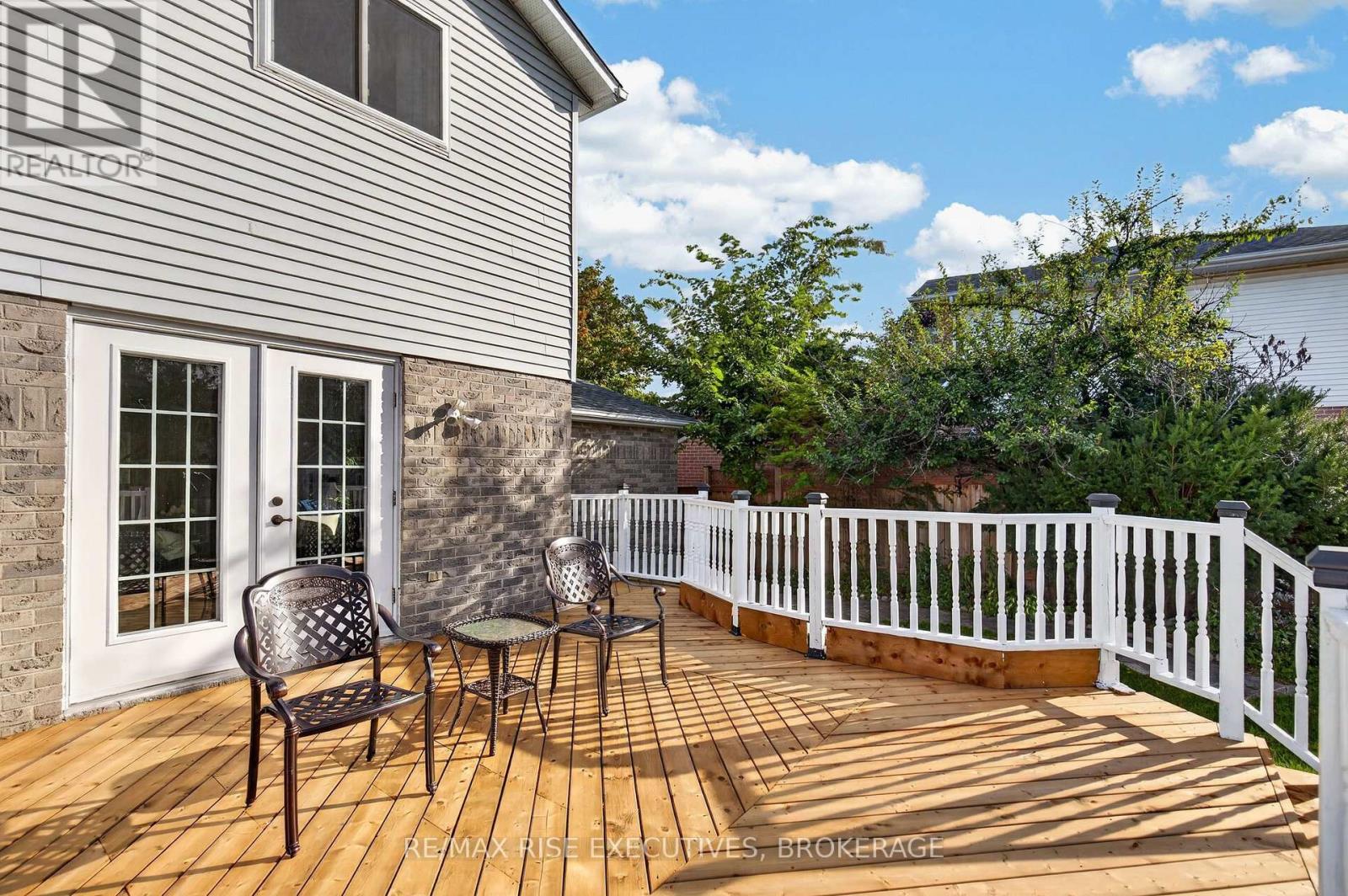 947 PRESTWICK CRESCENT - Image 44