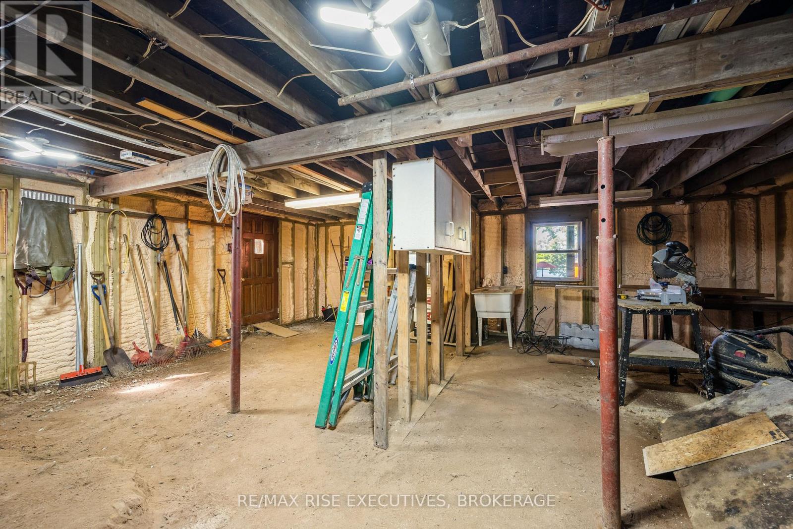1123 WILLYS LANE - Image 42