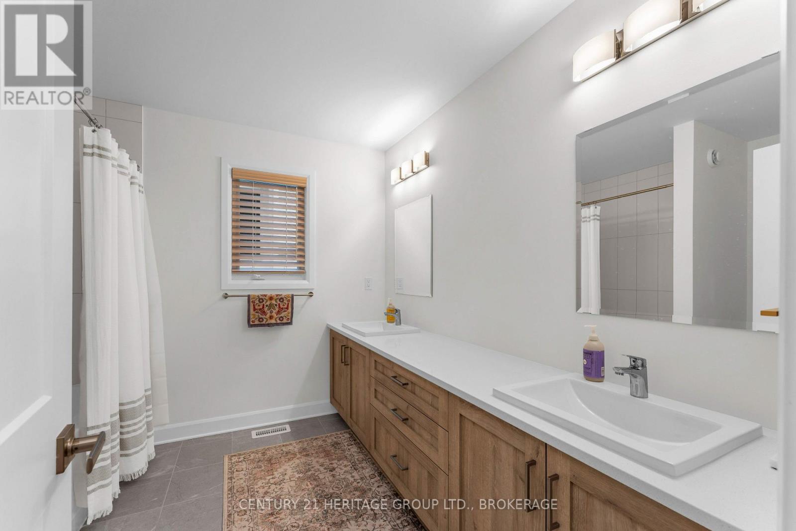 1625 BOARDWALK DRIVE - 44