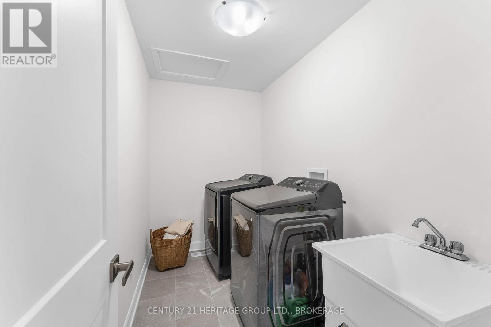 1625 BOARDWALK DRIVE - 46