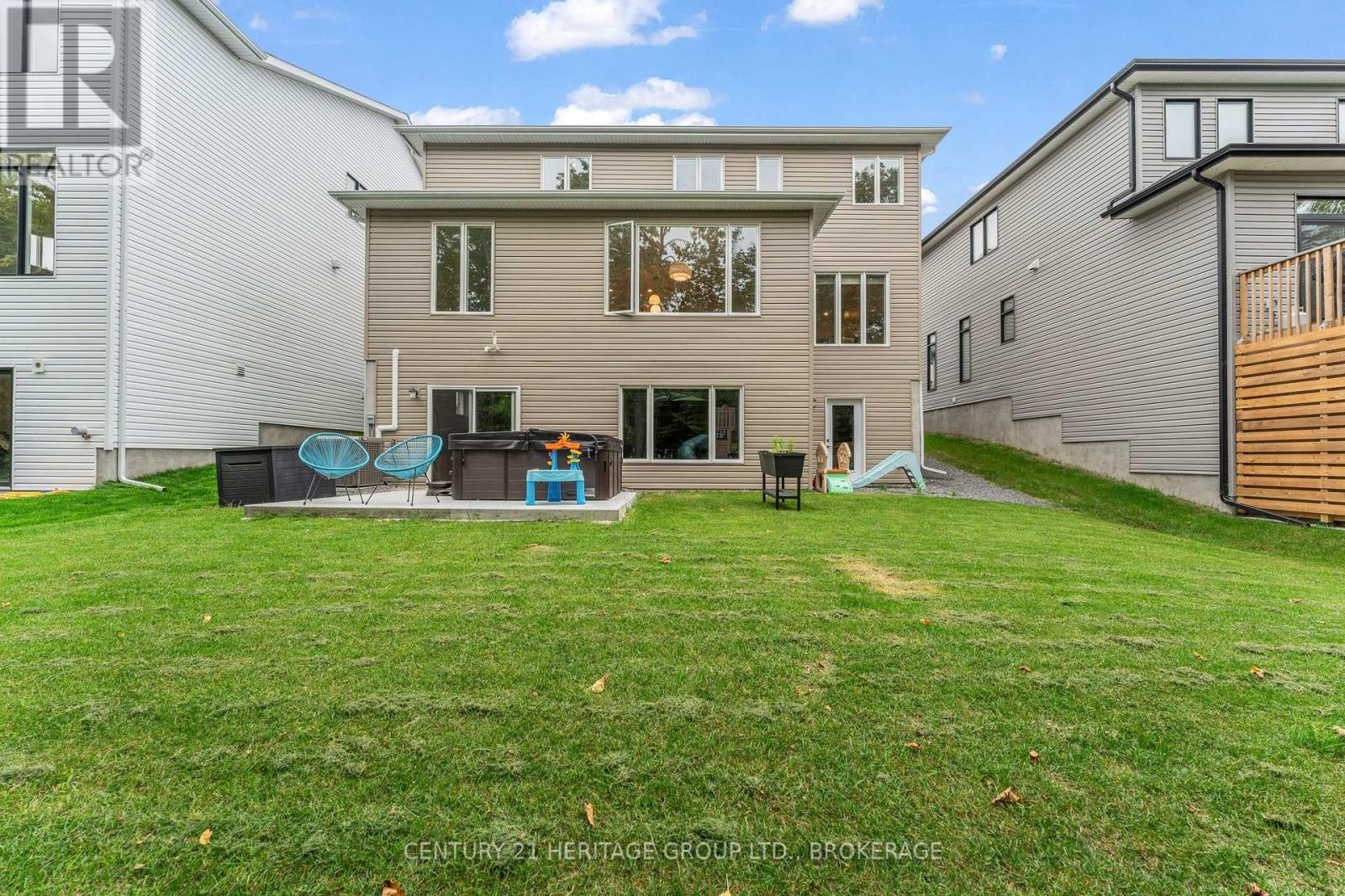 1625 BOARDWALK DRIVE - 48