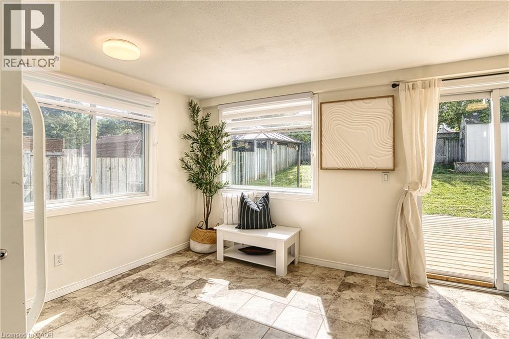 36 ANGELA Crescent - Image 16