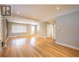 Upper - 293 Mcalpine Avenue S, Welland, ON L3B1V1 Photo 10